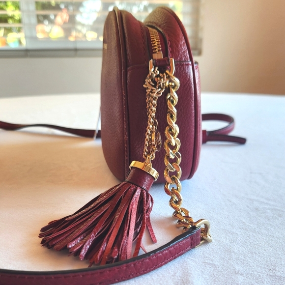 MK Michael Kors Ginny Medium Messenger Red - Picture 10 of 16